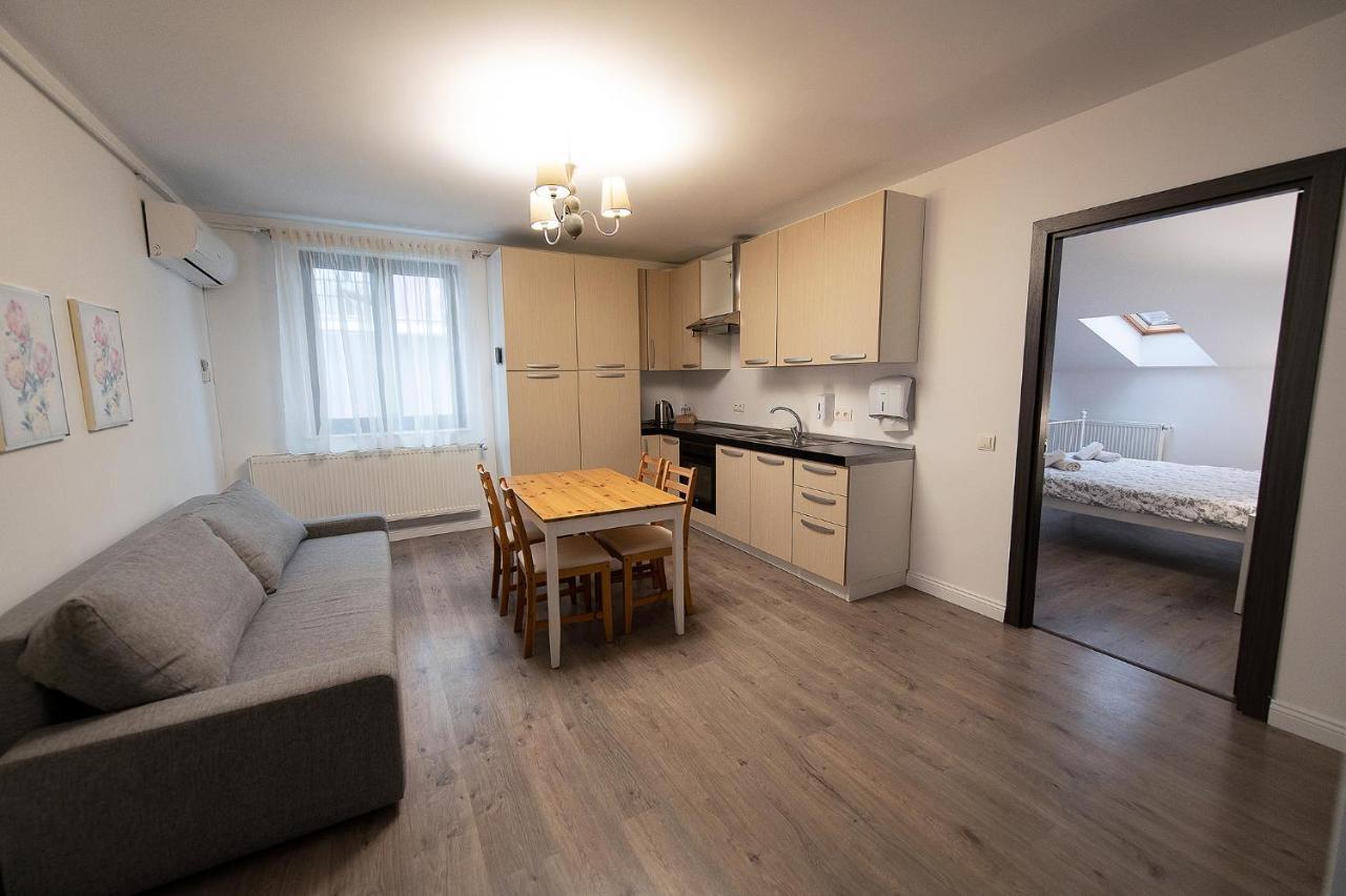 קלוז'-נאפוקה Tonitza Apartments מראה חיצוני תמונה